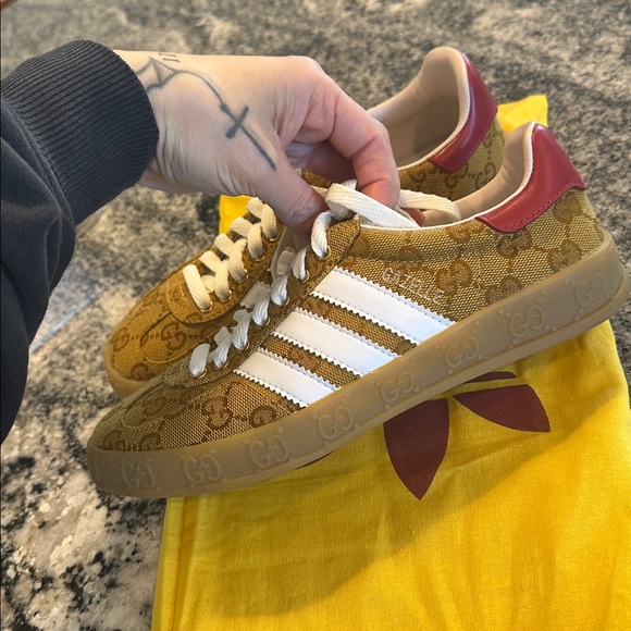 Gucci adidas gazelles - Picture 2 of 6
